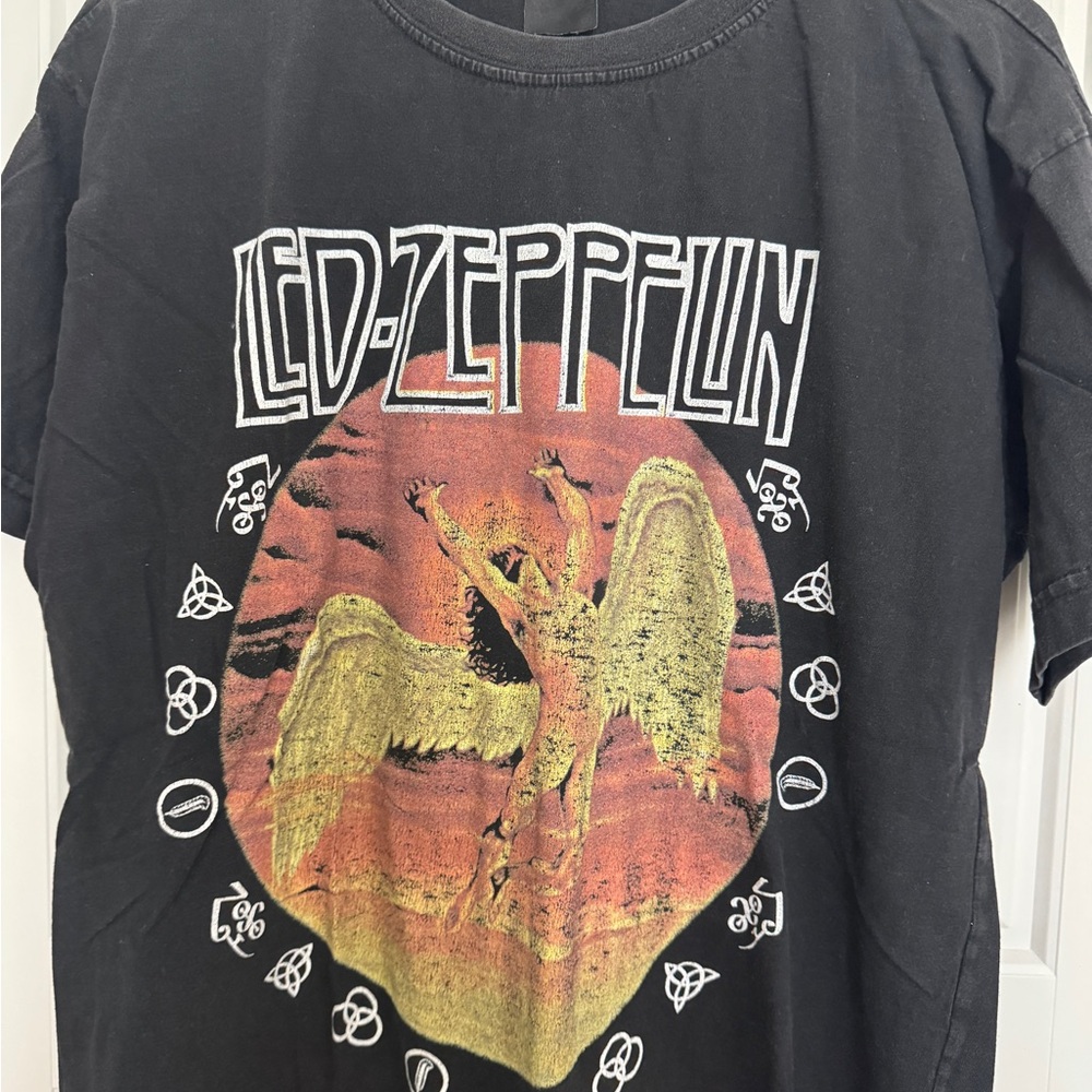 Led Zeppelin 2005 Angel Swan Song Graphic Band T-Shirt Black Tee Mens Small - Picture 2 of 3